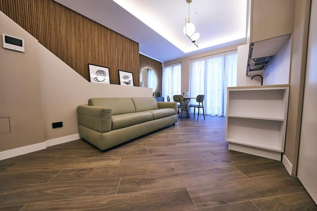 Contempora Apartments - Two Bedrooms Monet Милано Екстериор снимка